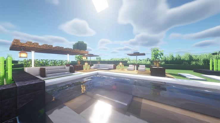How Do You Make a Pool in Minecraft Look More Modern?